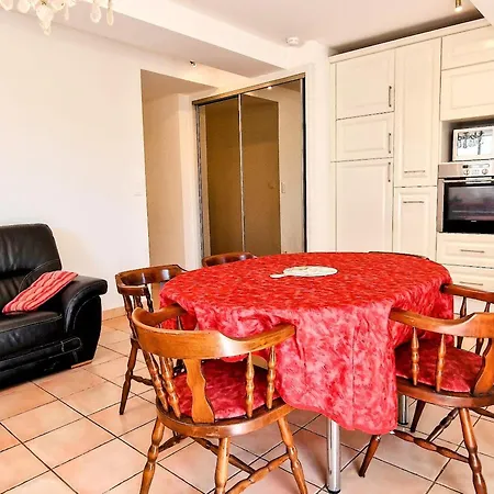 Διαμέρισμα T3 A 50m De La Plage, Climatise, - Fr-1-309-9 *