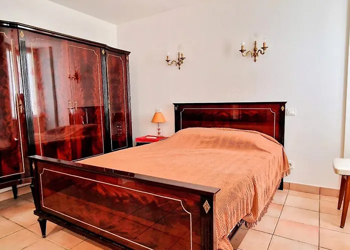 Διαμέρισμα T3 A 50m De La Plage, Climatise, - Fr-1-309-9